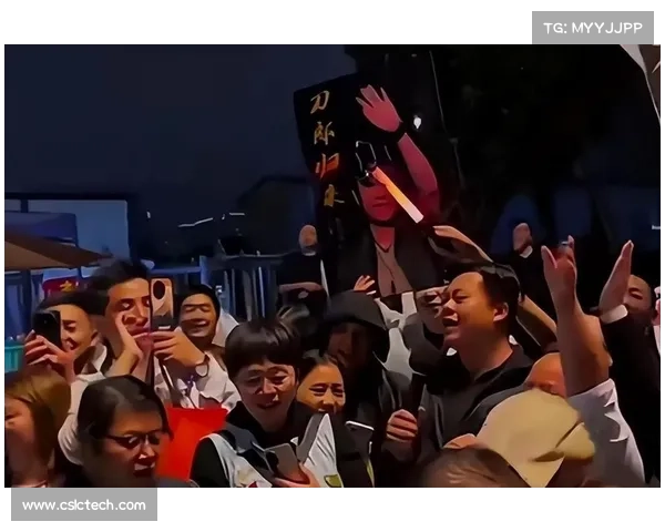 中国男篮归化球员首次返乡山东老家万人空巷热烈迎接